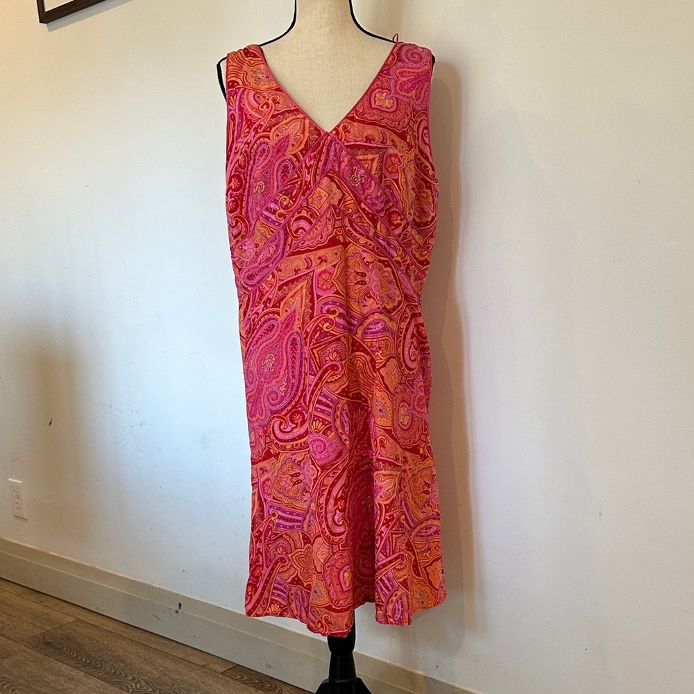 Vintage Classics by Liz Claiborne Pink
Orange Paisley Dress 100% Silk 16